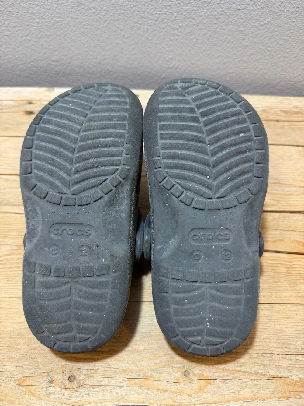 CROCS Kids Glitter Clogs in Silver and Black